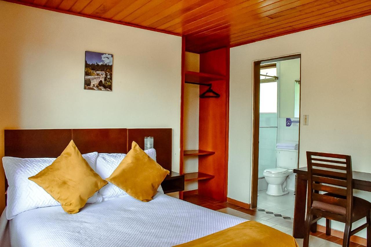 Hotel Villa Vianney Paipa Dış mekan fotoğraf