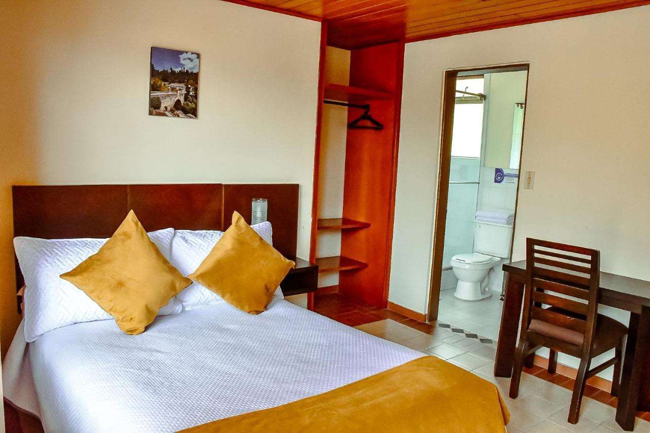 Hotel Villa Vianney Paipa Dış mekan fotoğraf