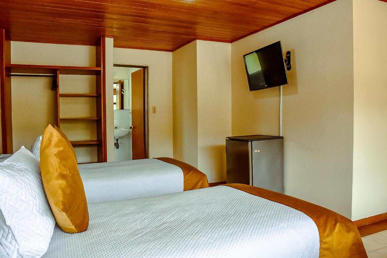 Hotel Villa Vianney Paipa Dış mekan fotoğraf
