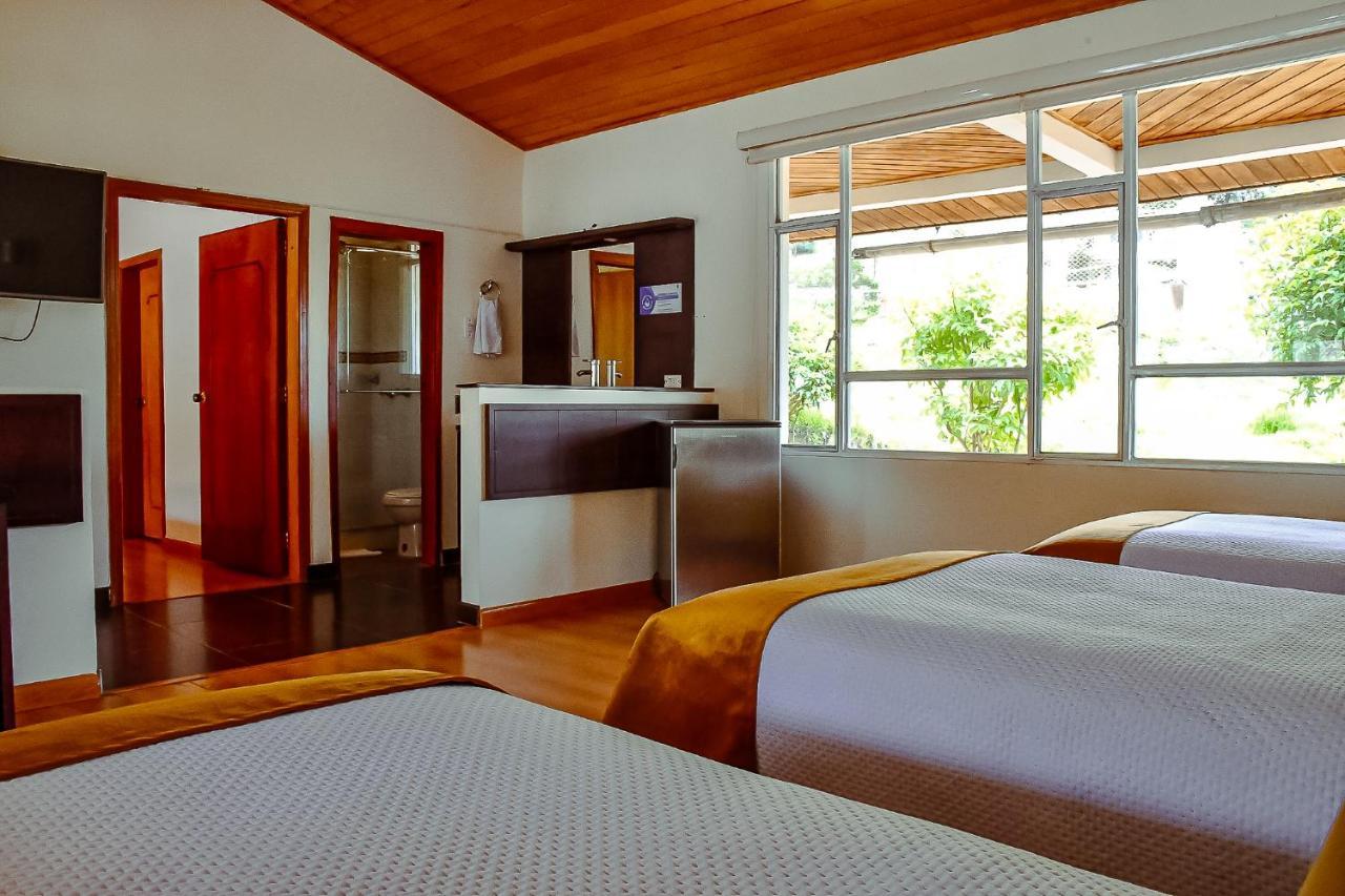 Hotel Villa Vianney Paipa Dış mekan fotoğraf