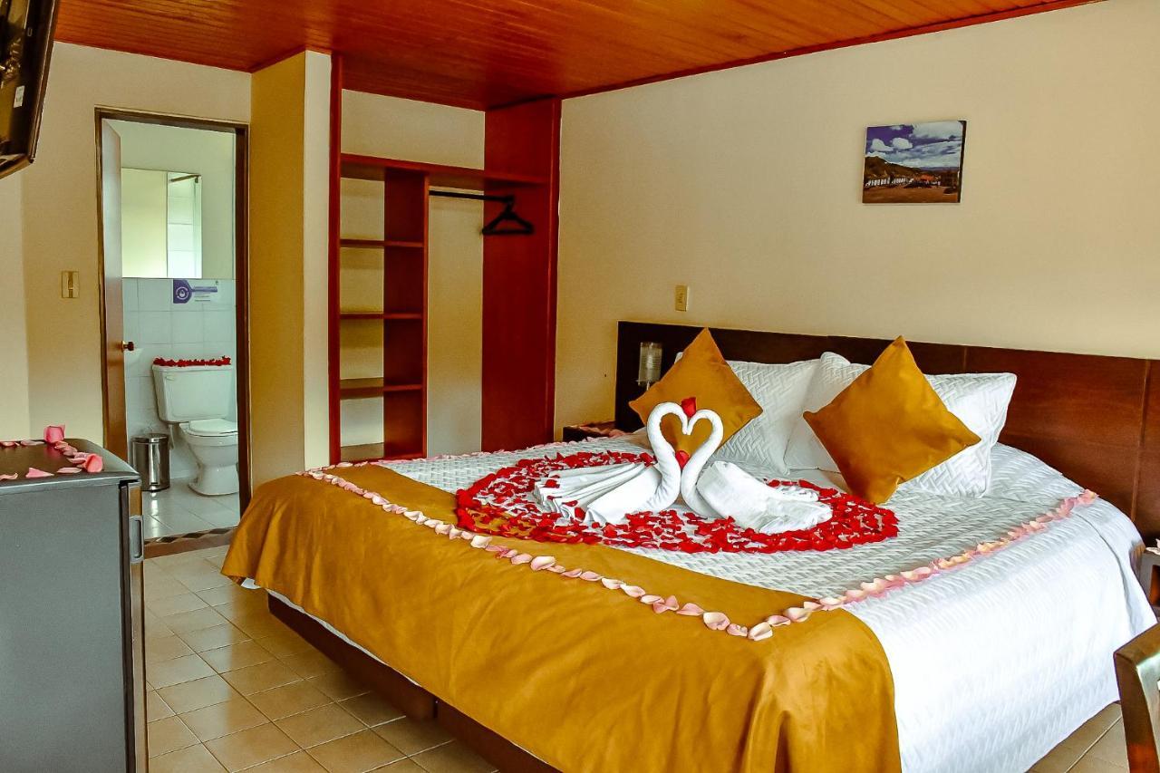 Hotel Villa Vianney Paipa Dış mekan fotoğraf